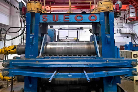 Breakthrough in high-precision rolling technology of eight-roll mill!